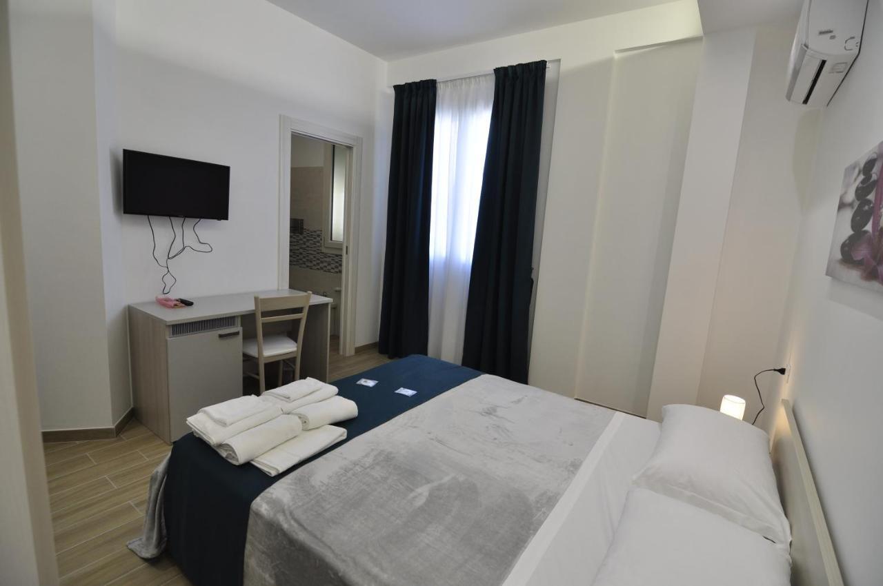 Il Giardino Nascosto Bed & Breakfast Portopalo Di Capo Passero Eksteriør bilde